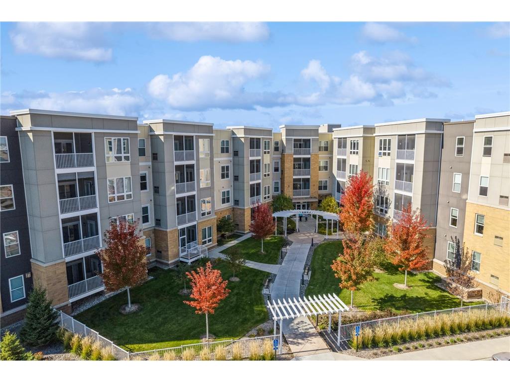 7070 153rd Street W #211 Apple Valley MN 55124 6741835 image1