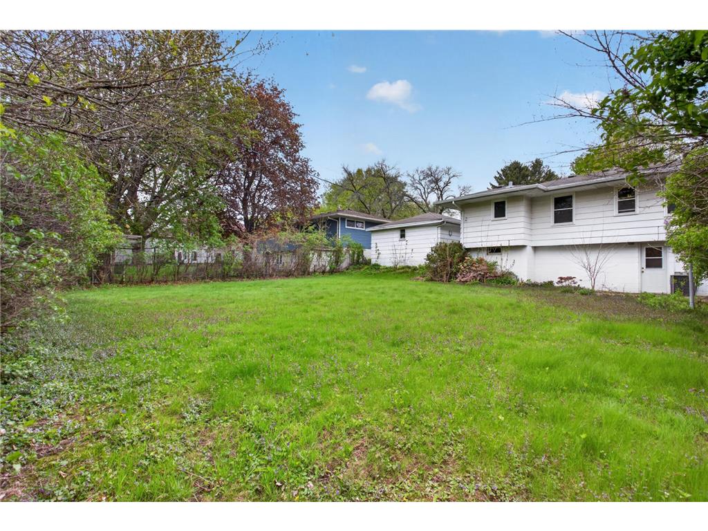 7070 Claude Avenue Inver Grove Heights MN 55076 7064548 image3