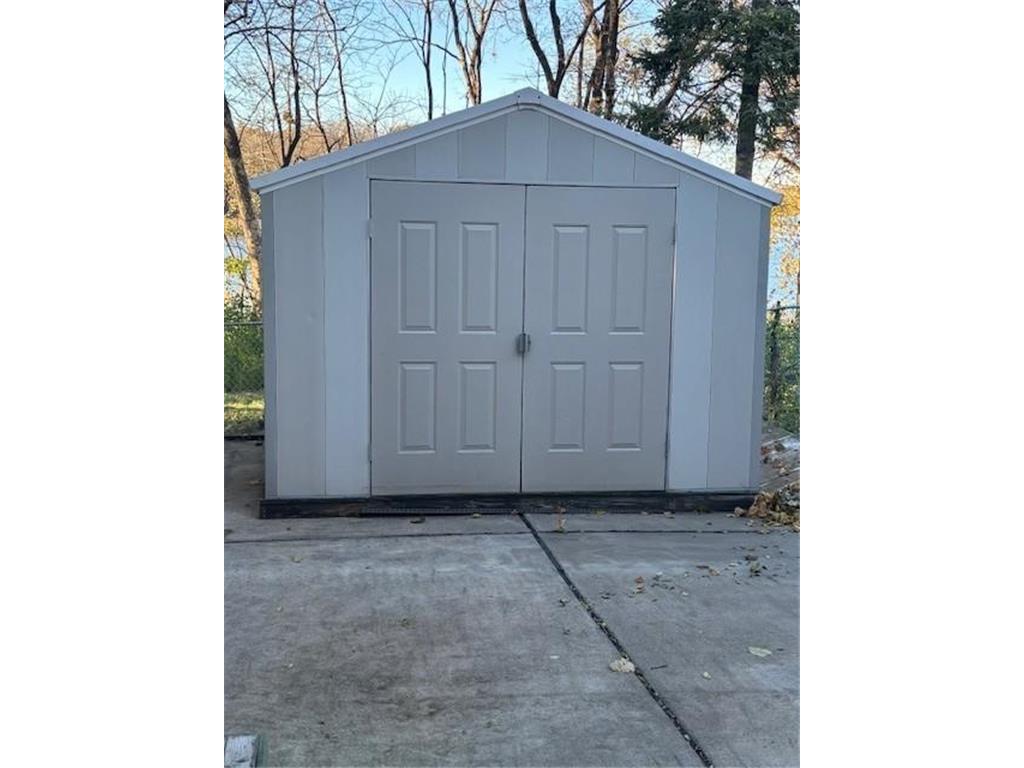 7071 Empire Lane N Maple Grove MN 55311 - Fish 6817849 image12