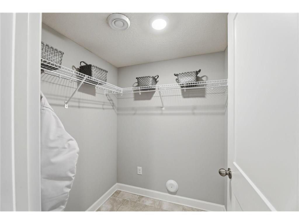 7077 Rice Creek Place NE Fridley MN 55432 7082432 image15
