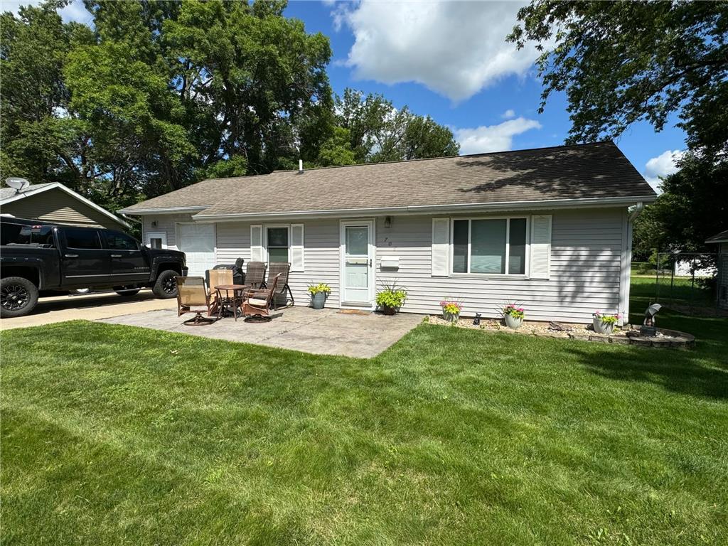 708 11th Street NW Willmar MN 56201 6571573 image1