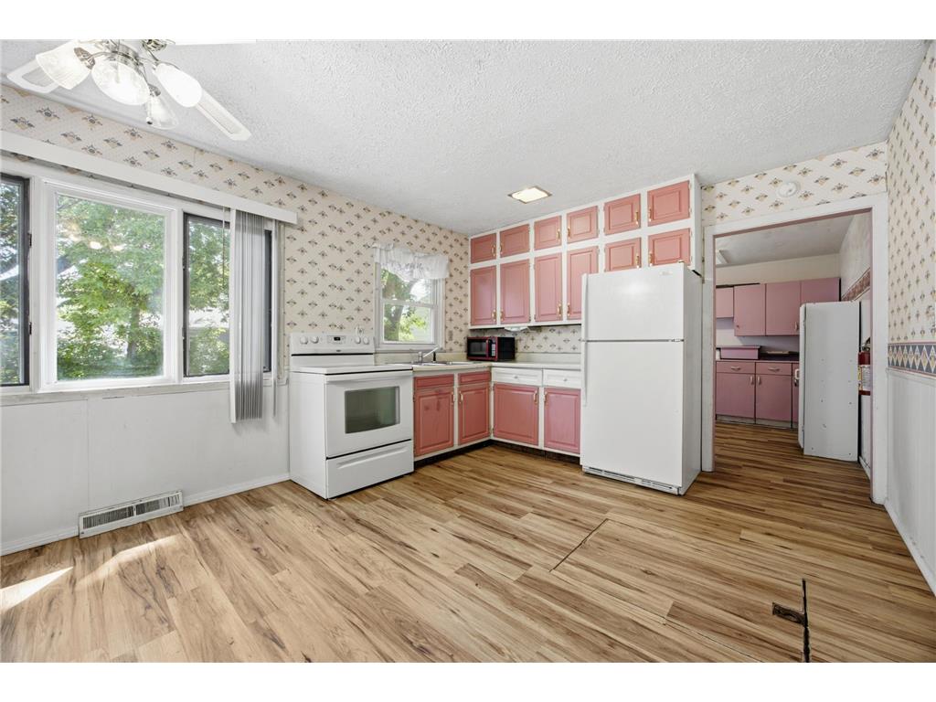 708 19th Street N Moorhead MN 56560 7093606 image11