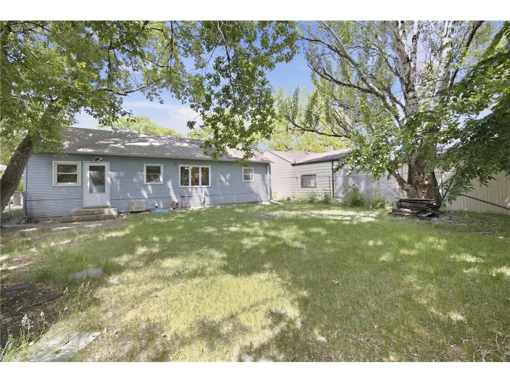 708 19th Street N Moorhead MN 56560 7093606 image25