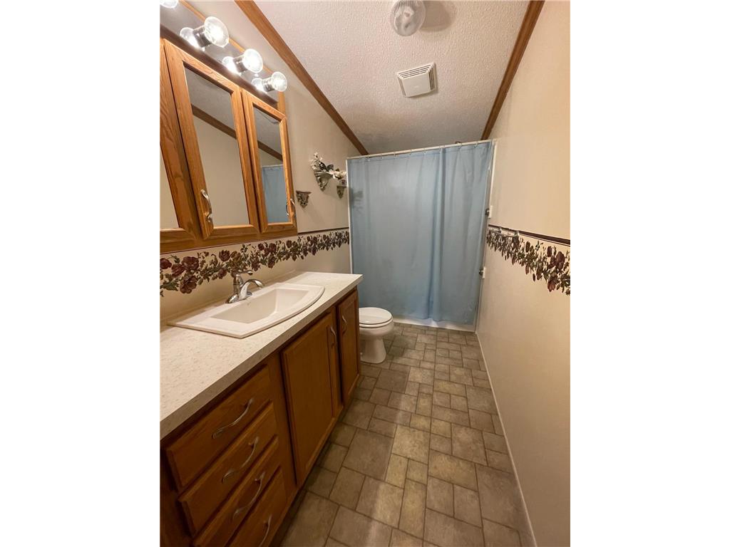 708 1st Street E Milaca MN 56353 7089834 image24