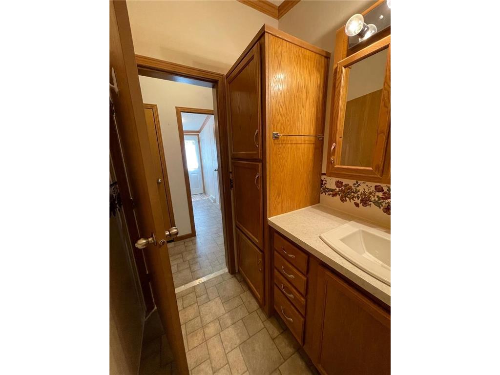 708 1st Street E Milaca MN 56353 7089834 image25
