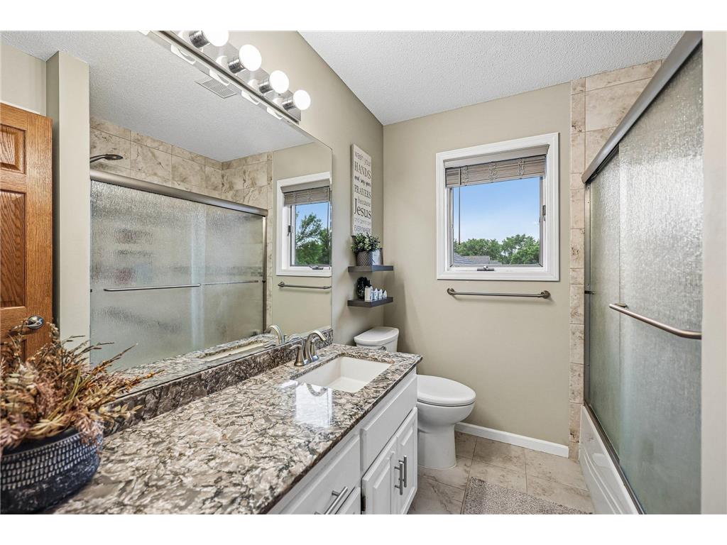 708 4th Avenue S Princeton MN 55371 7094659 image44