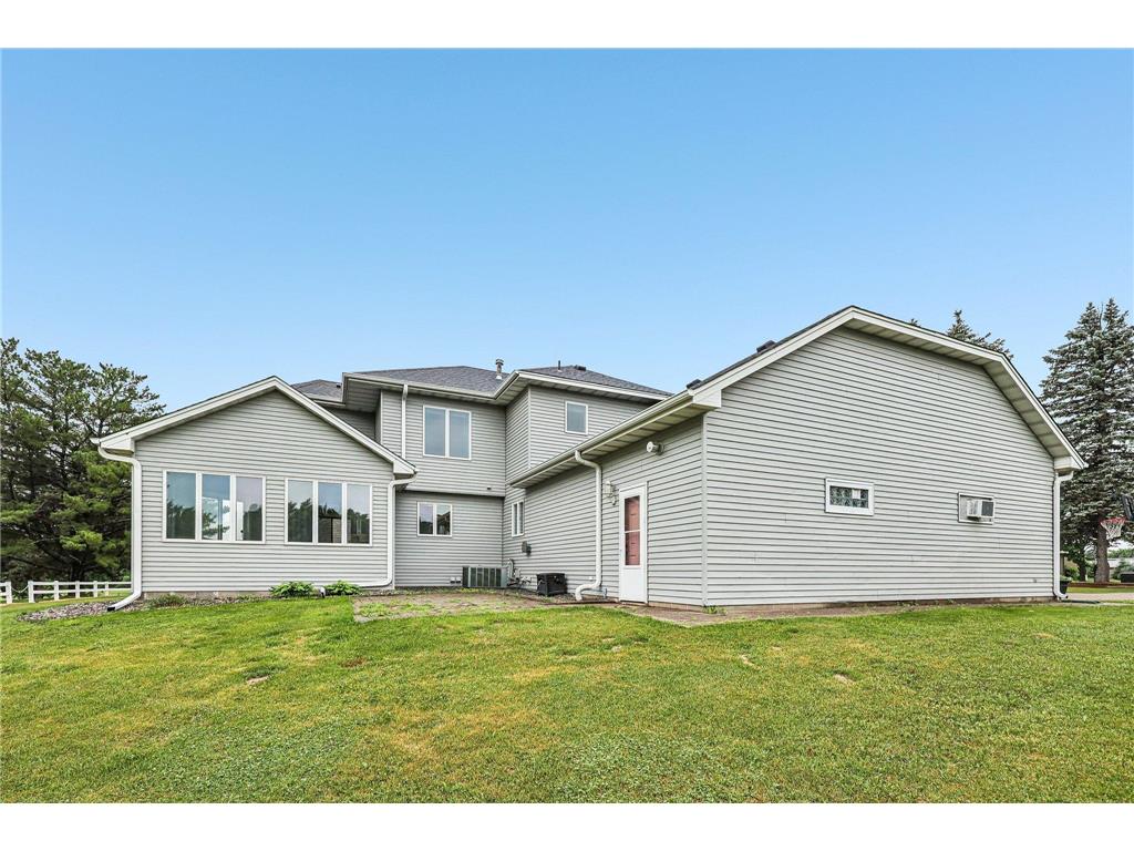 708 4th Avenue S Princeton MN 55371 7094659 image55