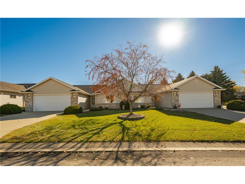 708 7 1/2 Street Circle NW Kasson MN 55944 6813791 image1