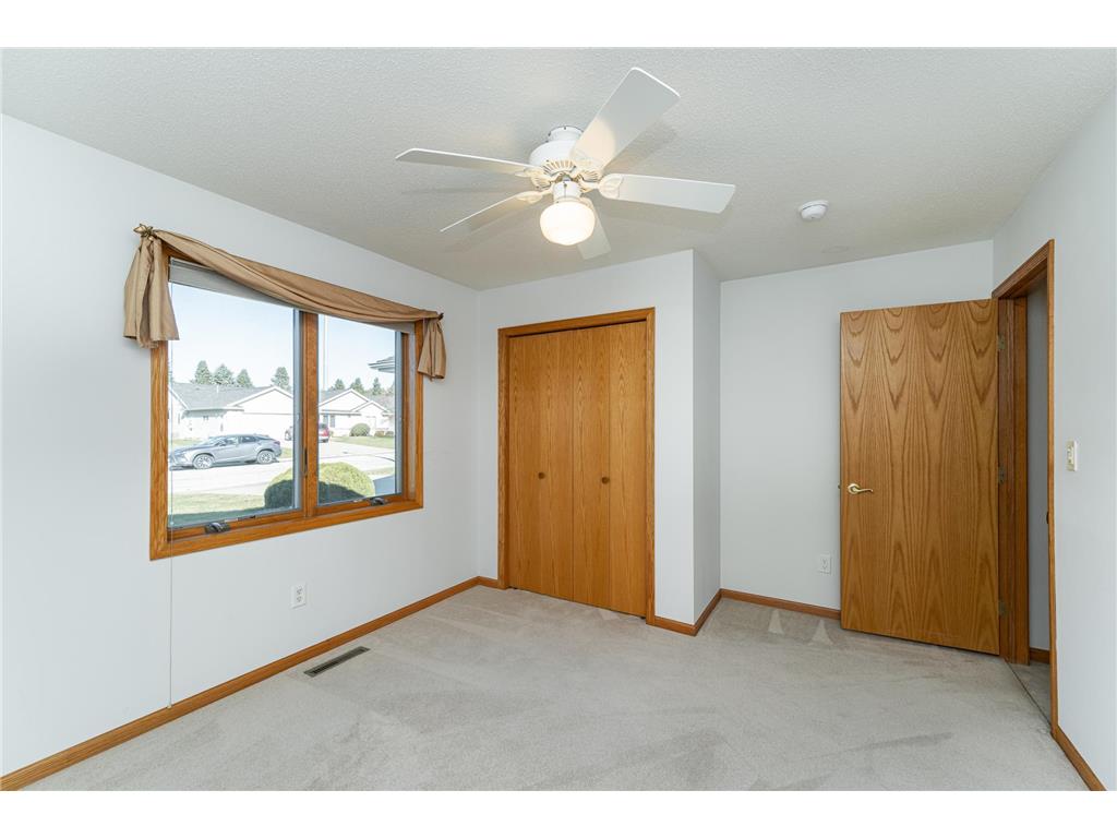 708 7 1/2 Street Circle NW Kasson MN 55944 6813791 image22