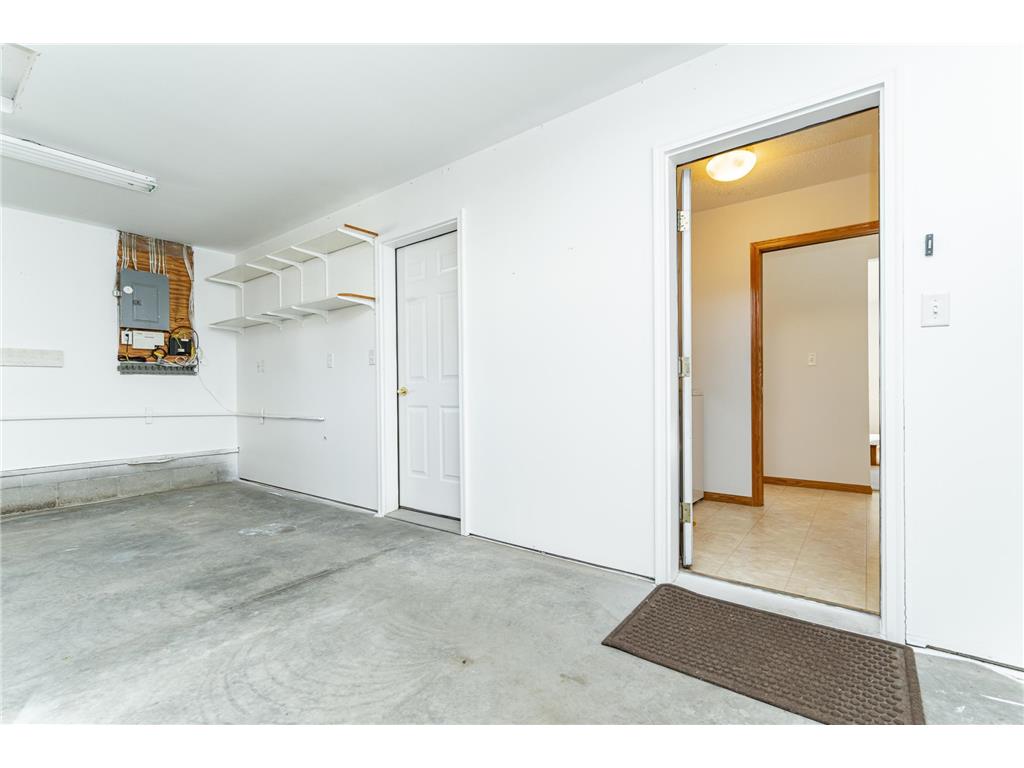 708 7 1/2 Street Circle NW Kasson MN 55944 6813791 image26