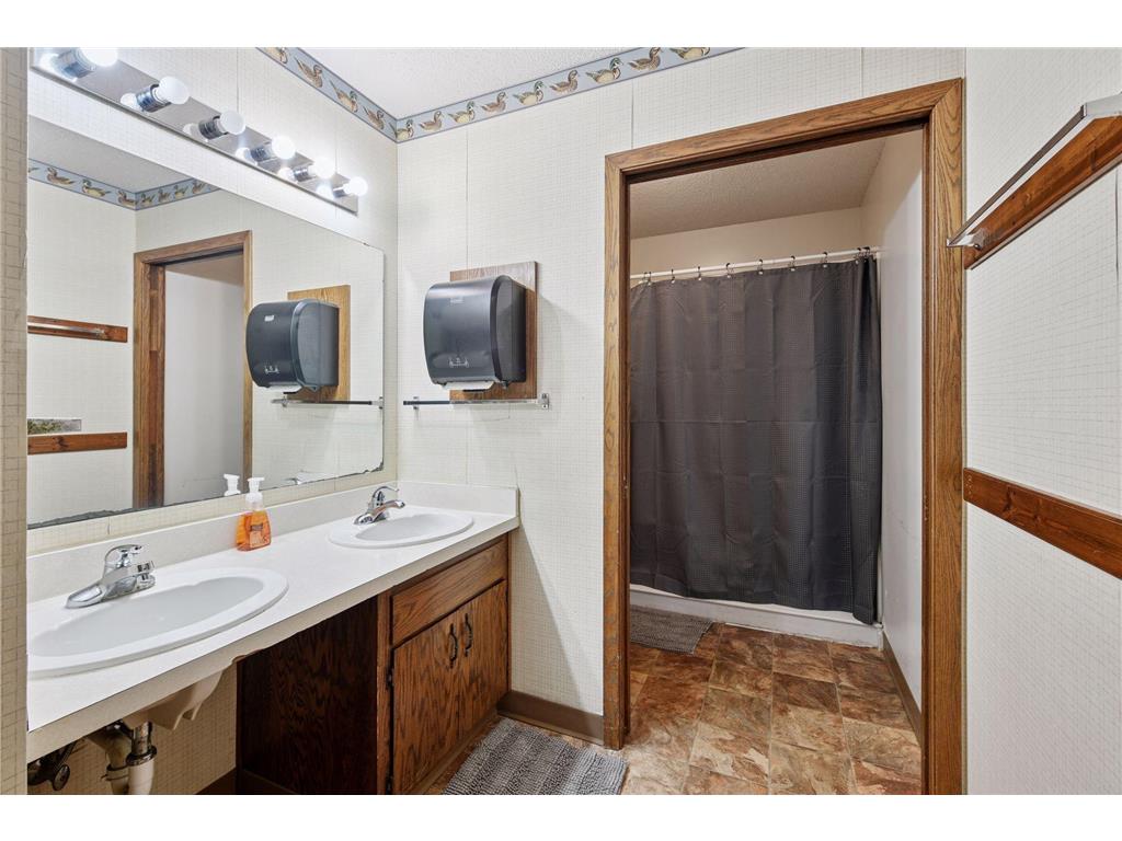 708 Chestnut Street Arlington MN 55307 6790381 image14