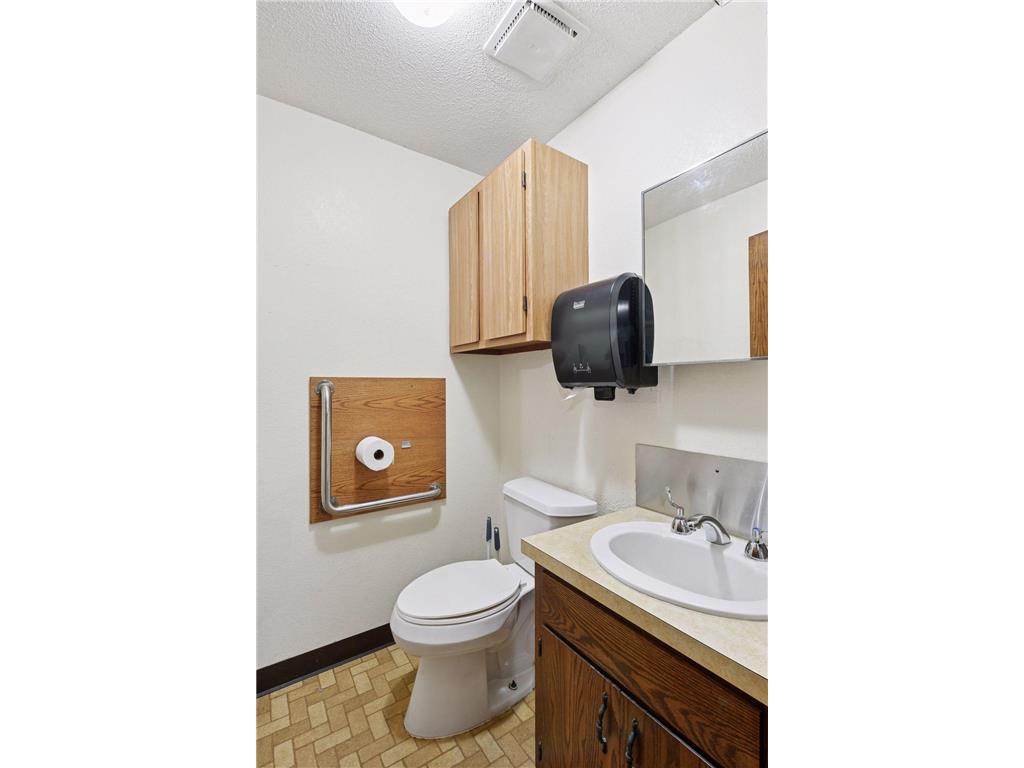 708 Chestnut Street Arlington MN 55307 6790381 image29