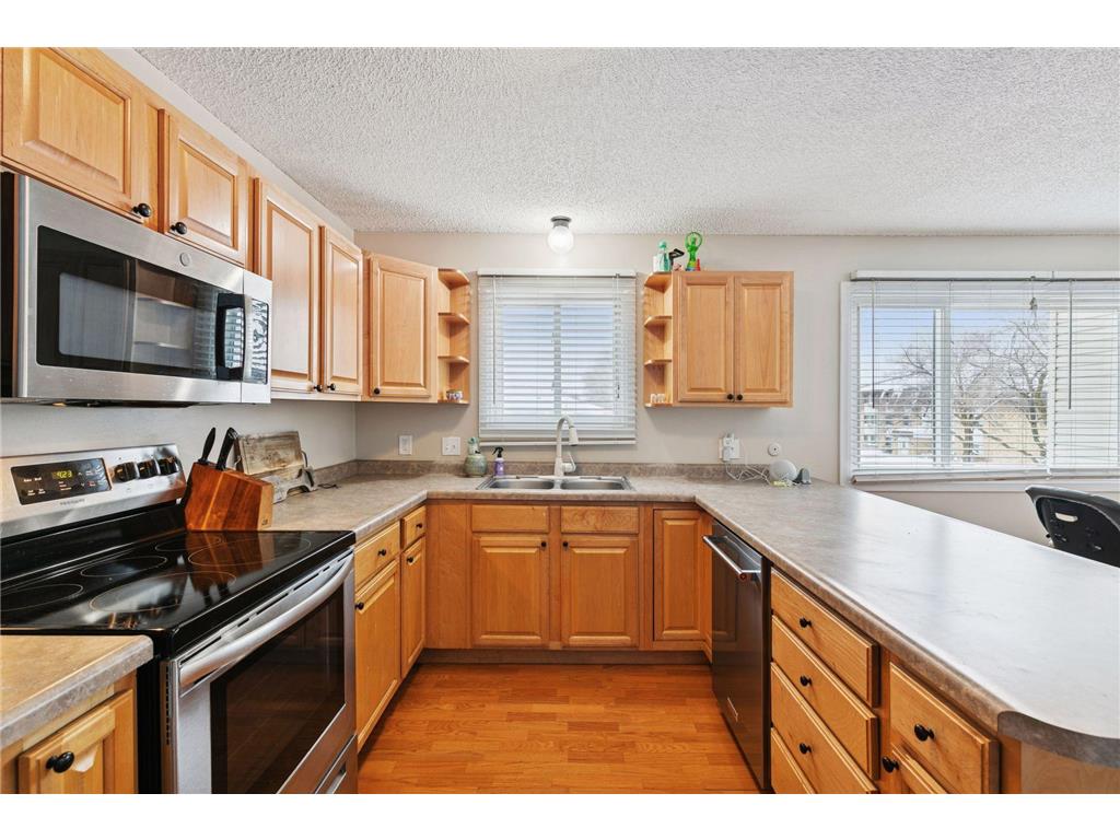 708 Heritage Way Farmington MN 55024 7025272 image1