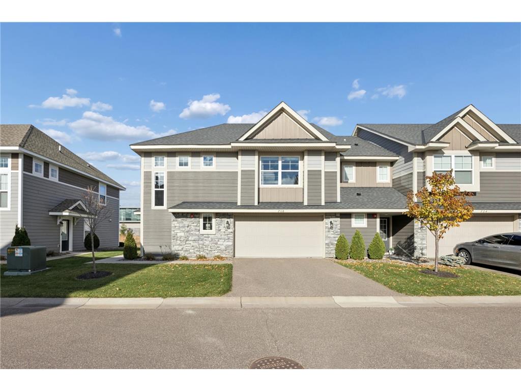 708 Locke Pointe Drive NE Fridley MN 55432 6817976 image1