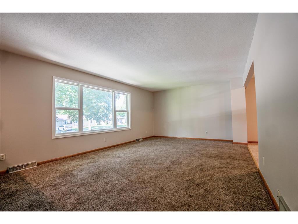 708 Olena Avenue SE Willmar MN 56201 7106784 image5