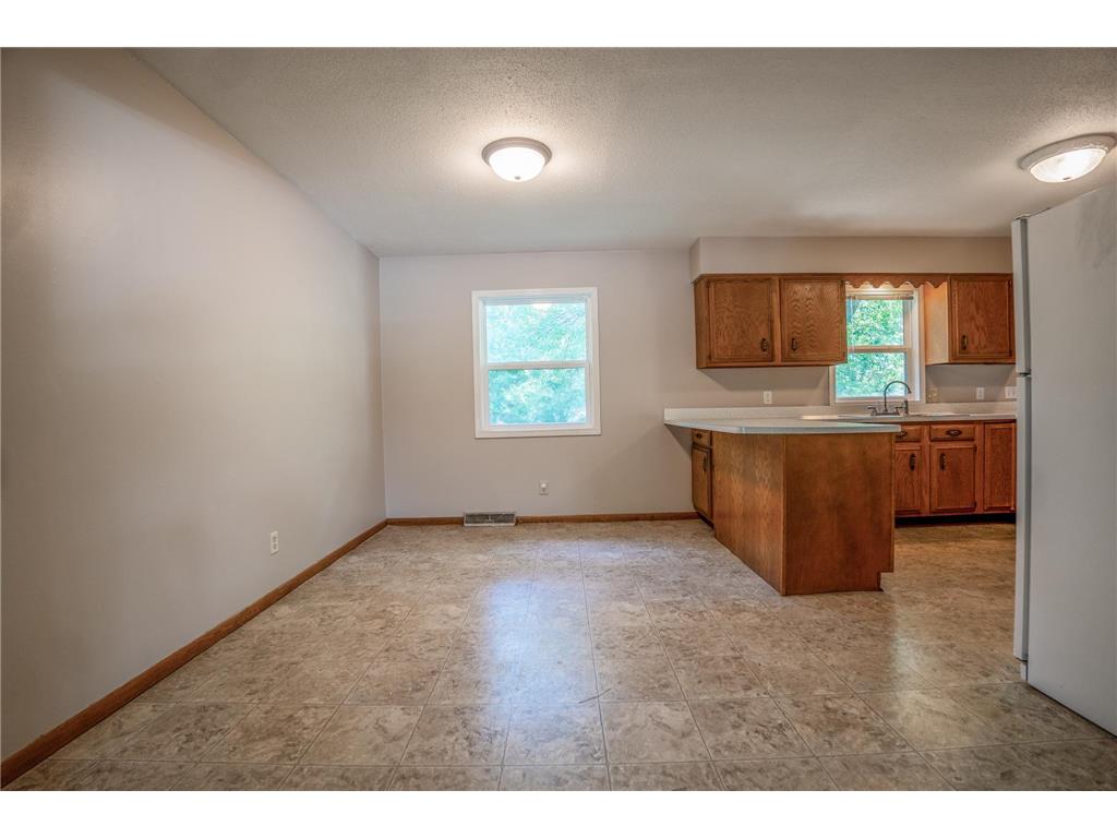 708 Olena Avenue SE Willmar MN 56201 7106784 image6