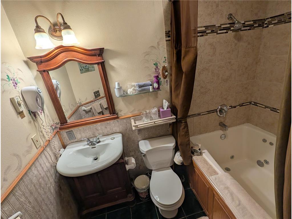 708 Parkway Avenue S Lanesboro MN 55949 7004275 image25