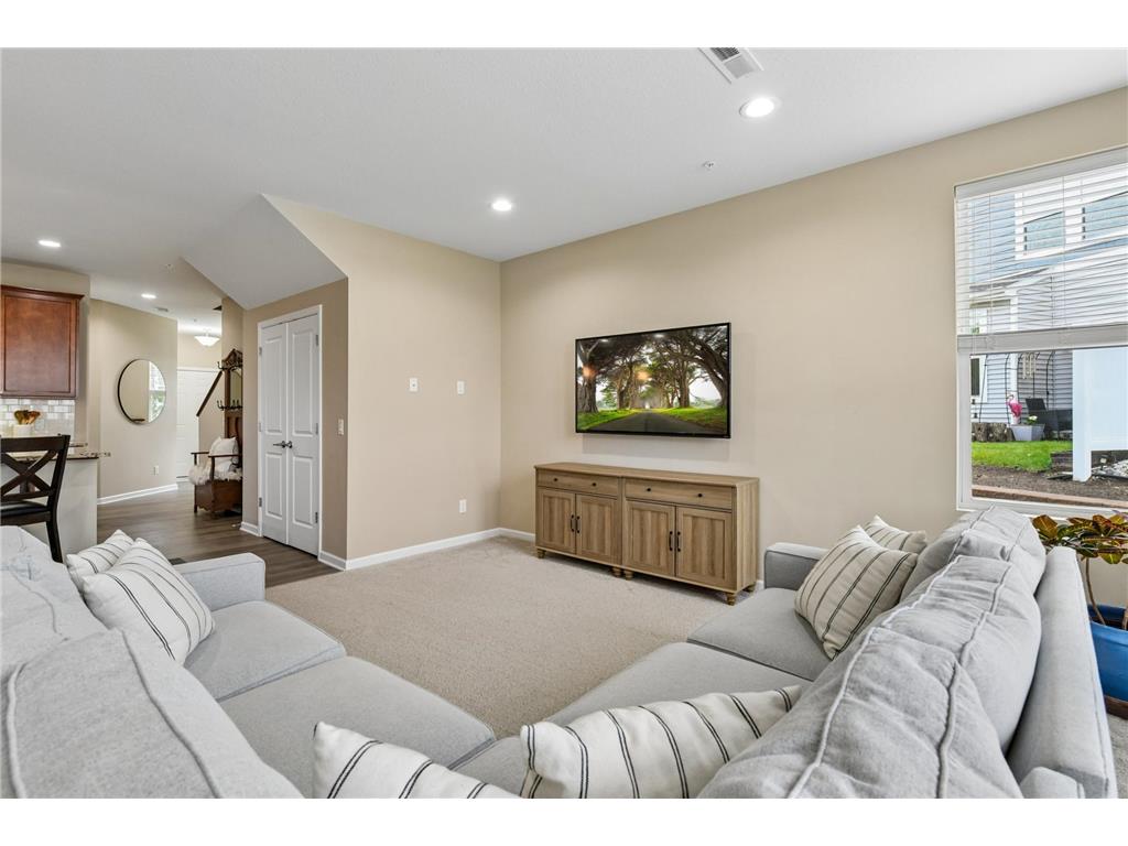 708 Rockburn Road Chanhassen MN 55317 7074335 image6