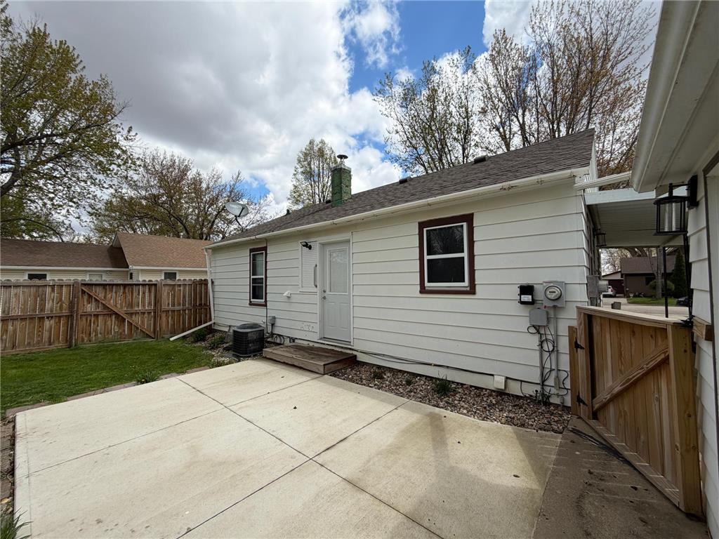 708 S Donaldson Street Luverne MN 56156 7067992 image2