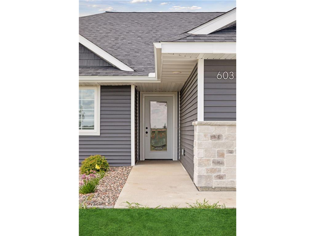 708 South Division Street Roberts WI 54023 7072789 image2