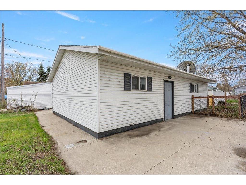 708 Wisconsin Avenue SE Staples MN 56479 7069921 image31