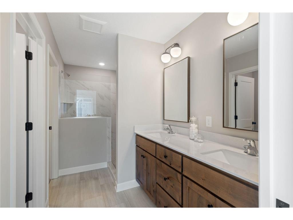 7080 183rd Street W Lakeville MN 55044 7048807 image11