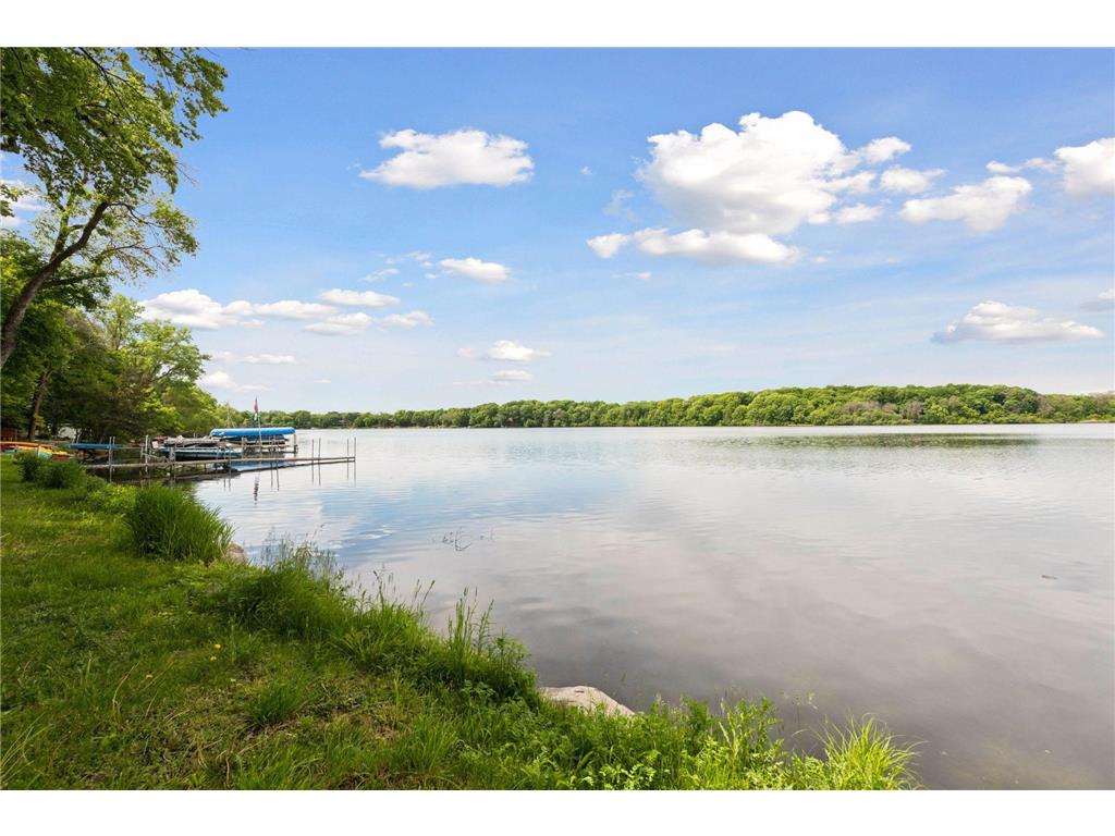 7080 Rolling Acres Road Victoria MN 55331 - Schutz 7040343 image1