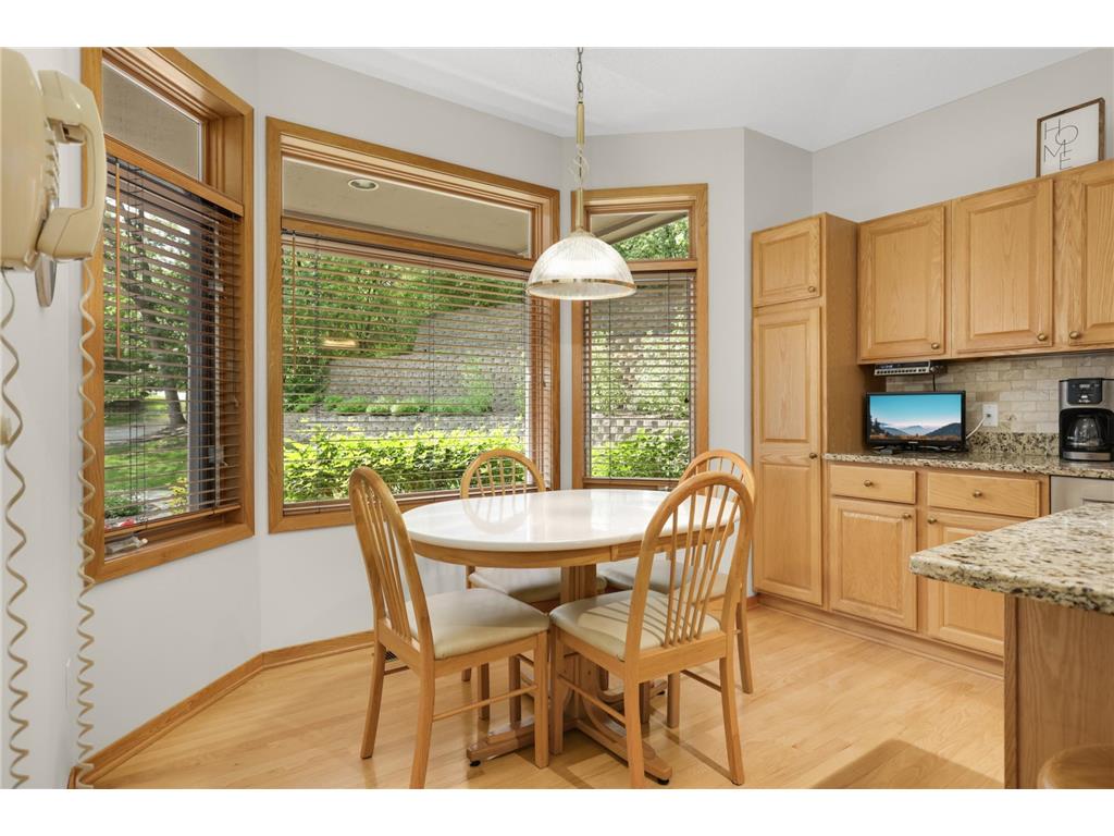 7081 Crowne Oak Road Eden Prairie MN 55344 7093748 image12