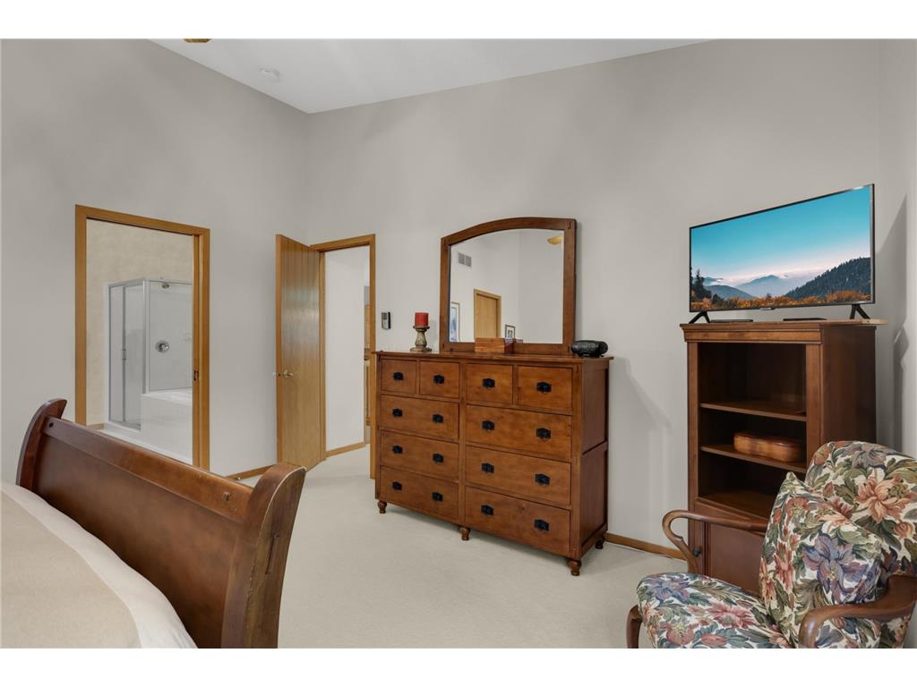 7081 Crowne Oak Road Eden Prairie MN 55344 7093748 image19