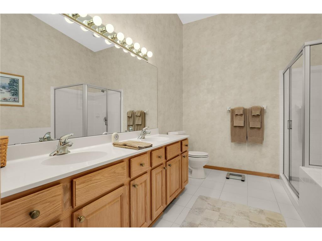 7081 Crowne Oak Road Eden Prairie MN 55344 7093748 image20