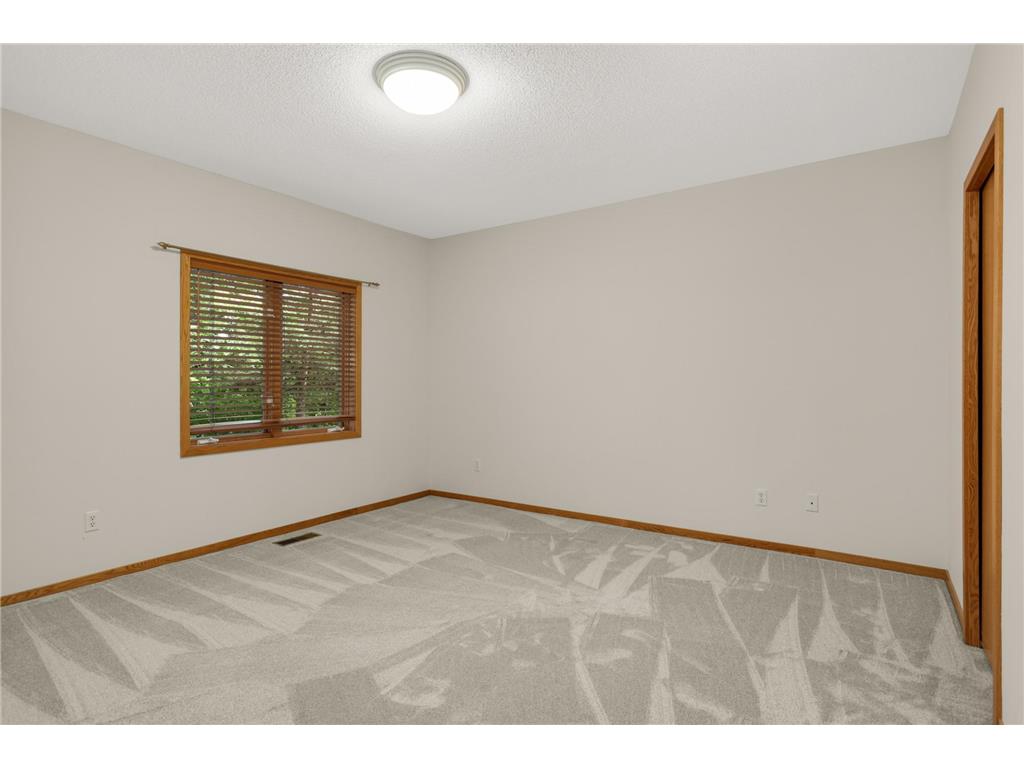 7081 Crowne Oak Road Eden Prairie MN 55344 7093748 image29