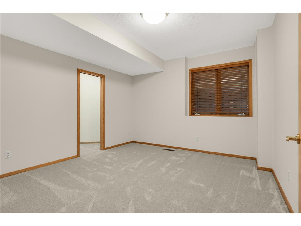 7081 Crowne Oak Road Eden Prairie MN 55344 7093748 image30