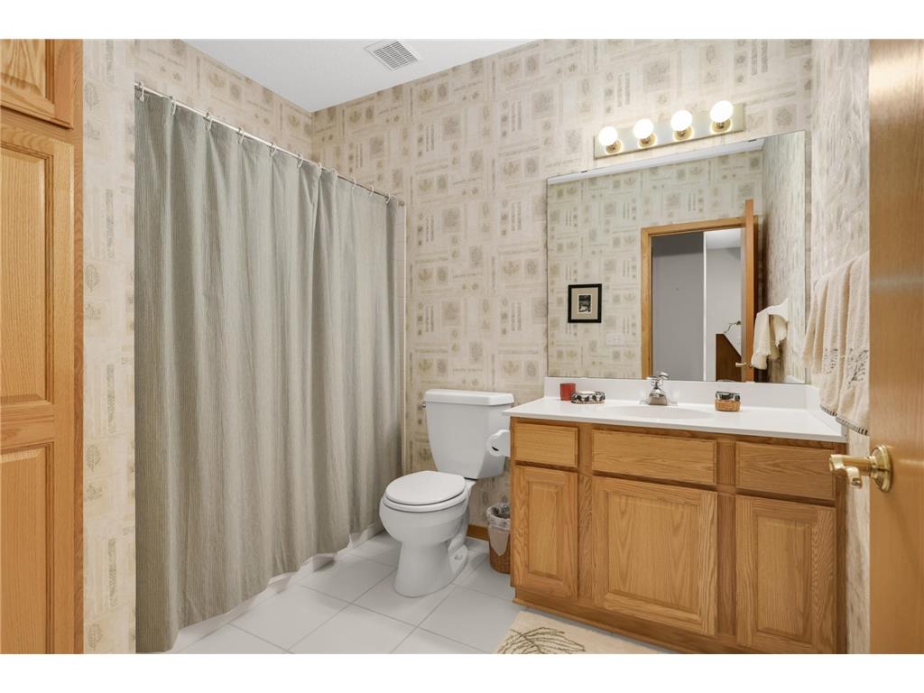 7081 Crowne Oak Road Eden Prairie MN 55344 7093748 image31