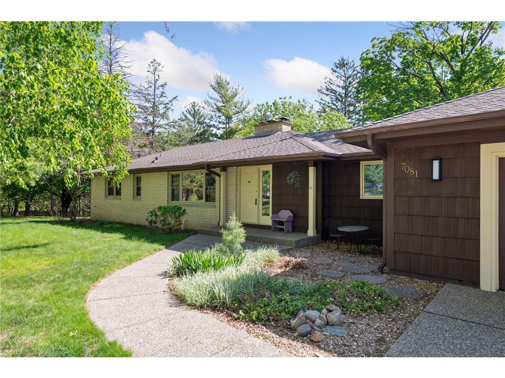 7081 Shawnee Lane Chanhassen MN 55317 6719379 image1