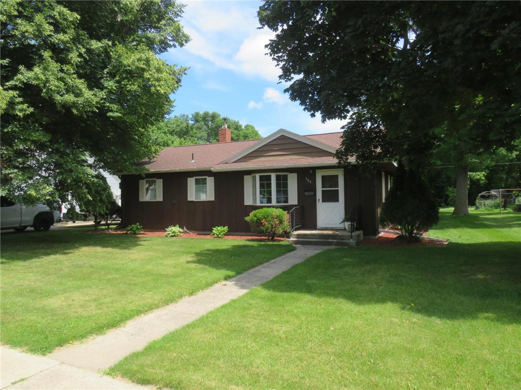 709 10th Street S Benson MN 56215 7100657 image2