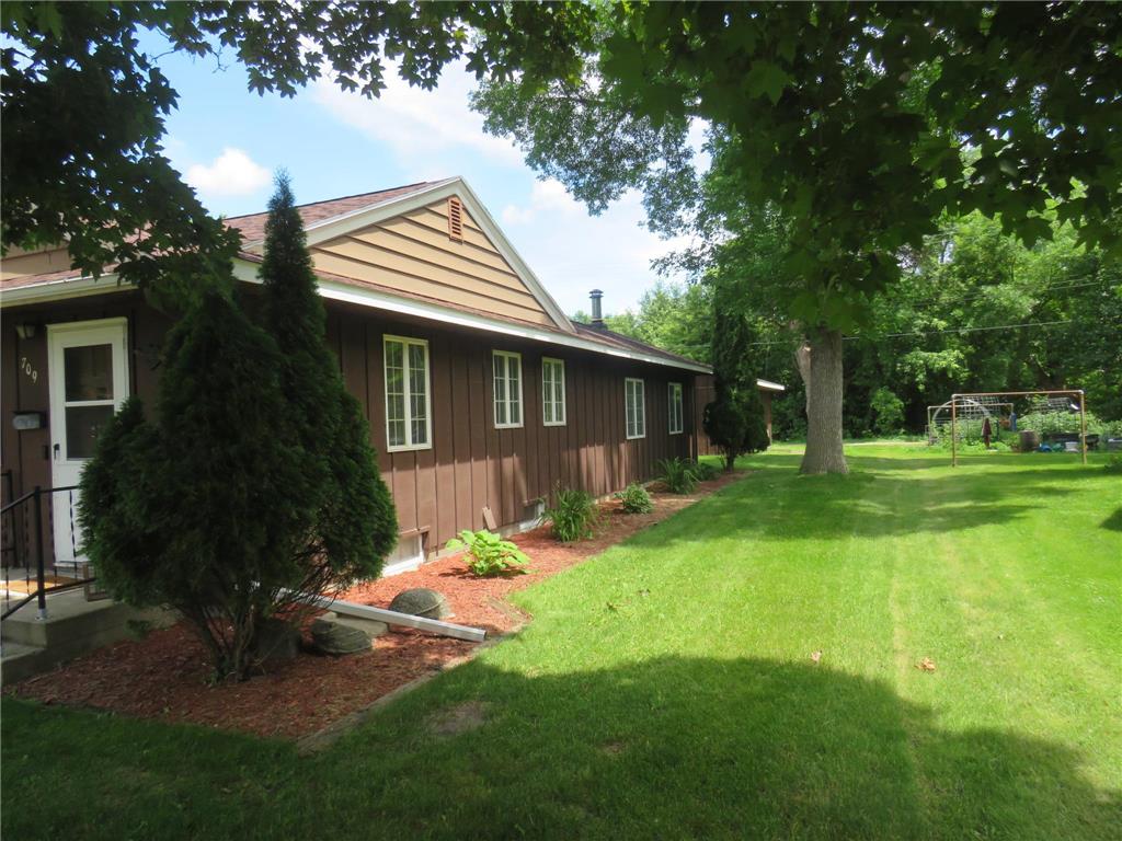 709 10th Street S Benson MN 56215 7100657 image3