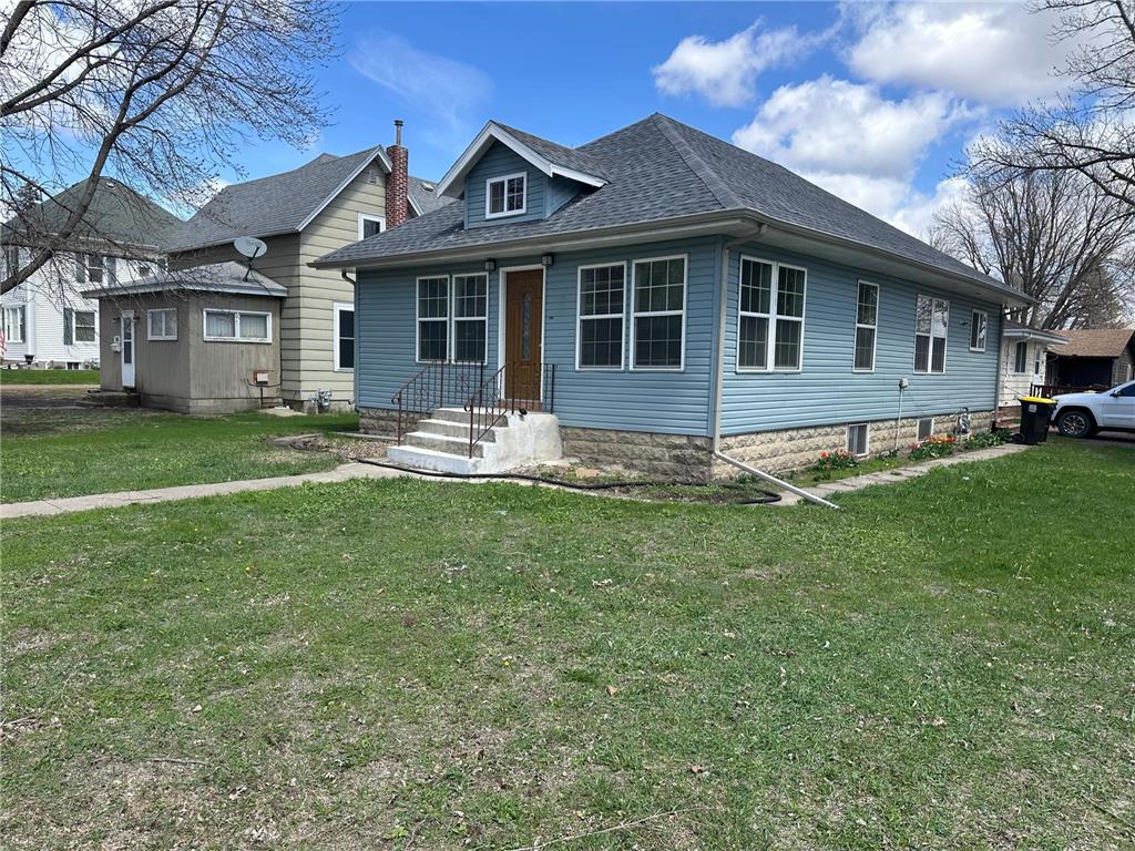 709 4th Avenue Windom MN 56101 6677752 image2