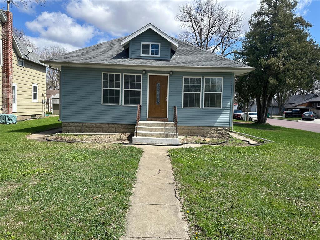 709 4th Avenue Windom MN 56101 6677752 image3