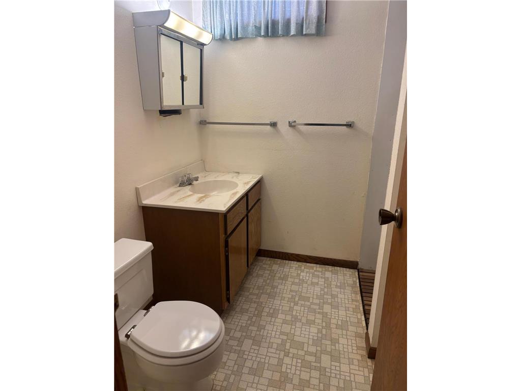 709 6th Avenue NE Sleepy Eye MN 56085 6803201 image23