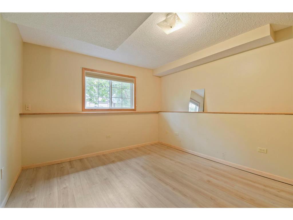 709 74th Avenue N Brooklyn Park MN 55444 7098469 image19