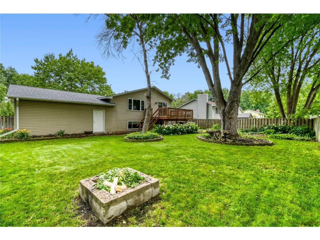 709 74th Avenue N Brooklyn Park MN 55444 7098469 image24