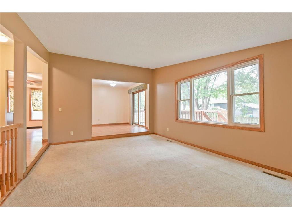 709 74th Avenue N Brooklyn Park MN 55444 7098469 image6