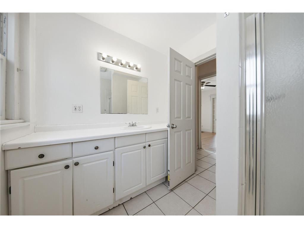 709 7th Street SE Minneapolis MN 55414 7017753 image22