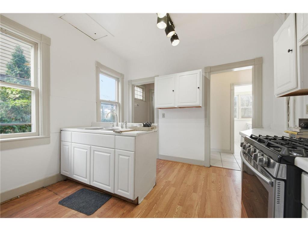 709 7th Street SE Minneapolis MN 55414 7017753 image5