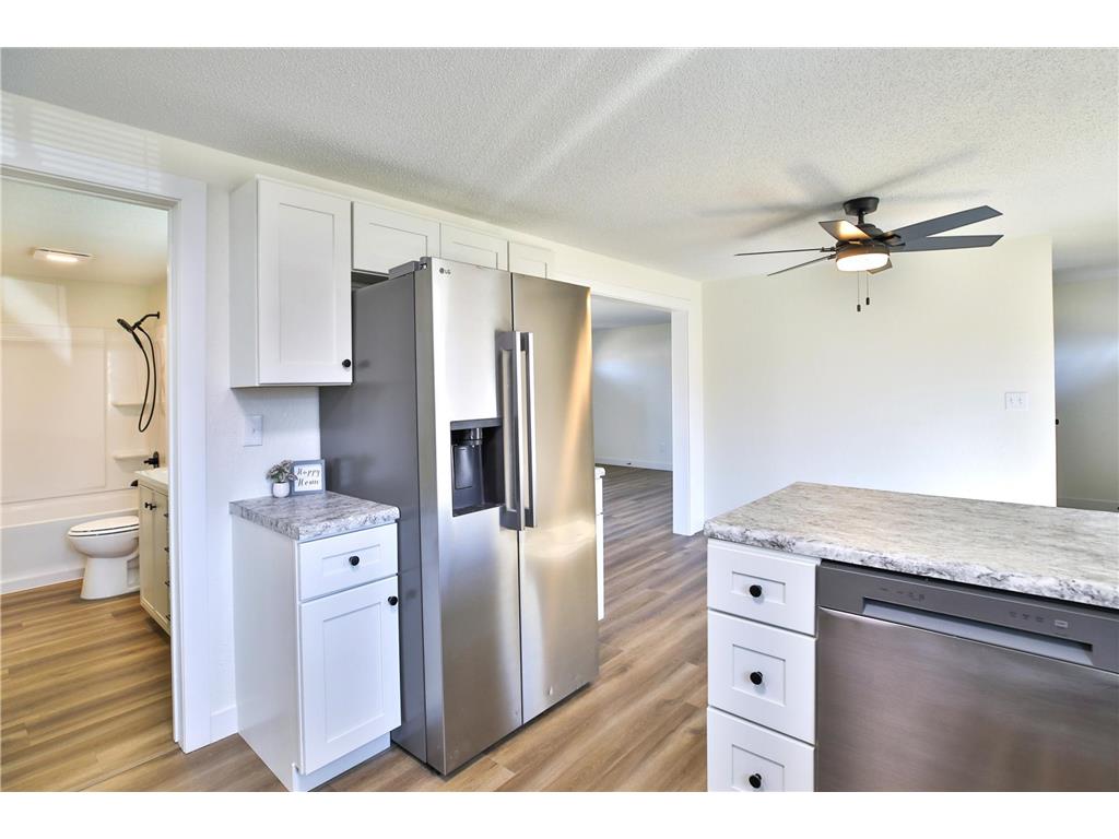 709 8th Avenue NW Waseca MN 56093 7049733 image10