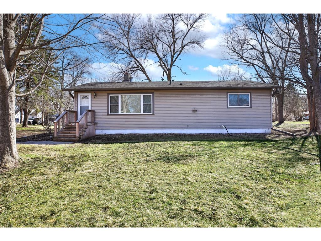 709 8th Avenue NW Waseca MN 56093 7049733 image2