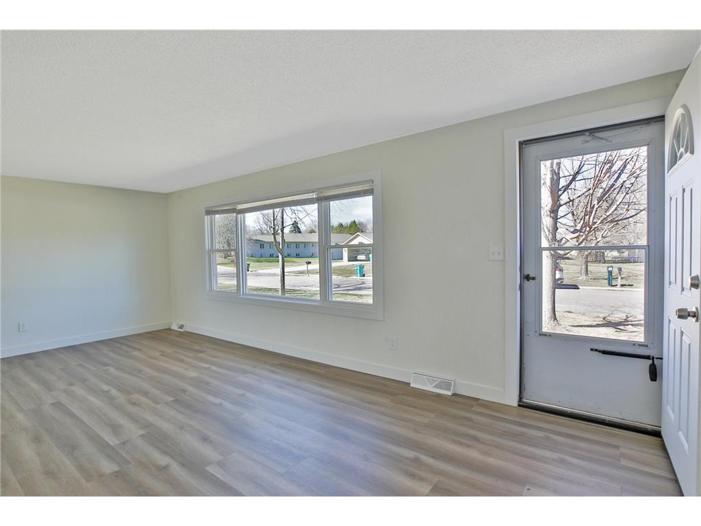 709 8th Avenue NW Waseca MN 56093 7049733 image6