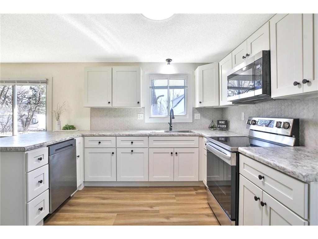 709 8th Avenue NW Waseca MN 56093 7049733 image9