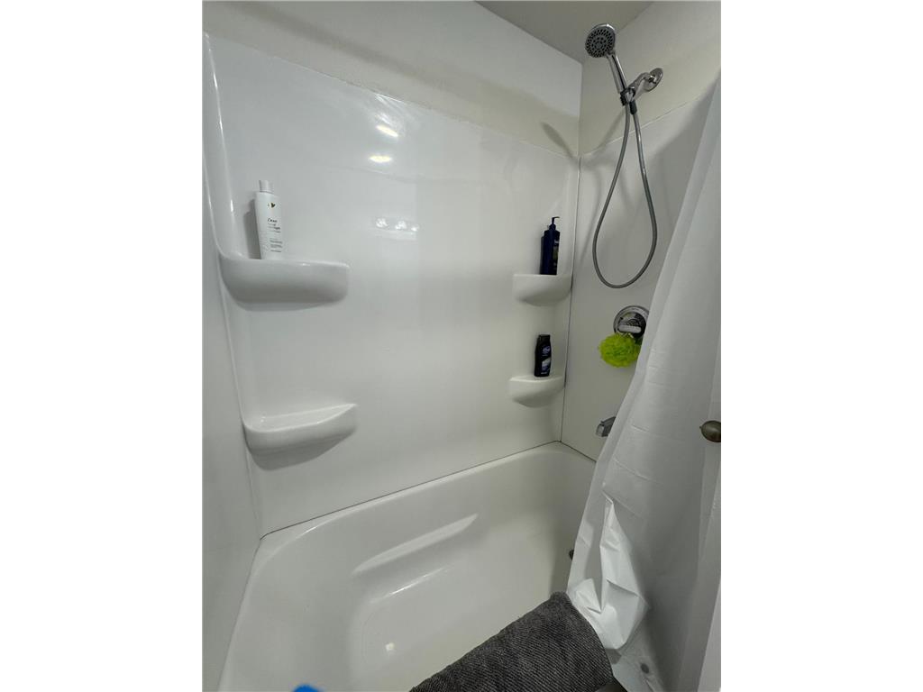 709 Center Street E Roseau MN 56751 7104616 image13