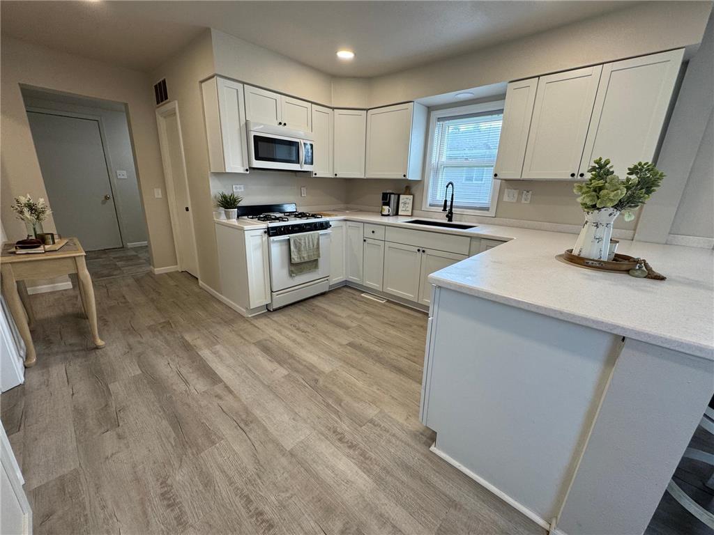 709 Center Street E Roseau MN 56751 7104616 image4